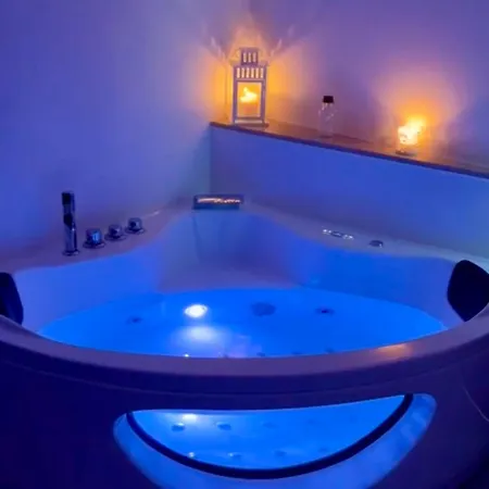 Greta's & Private Daire