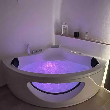 Greta's & Private Daire