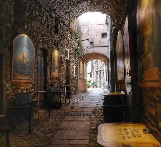 Greta's & Private * Perinaldo